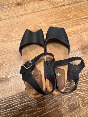 Swedish Mia Wood Sandal